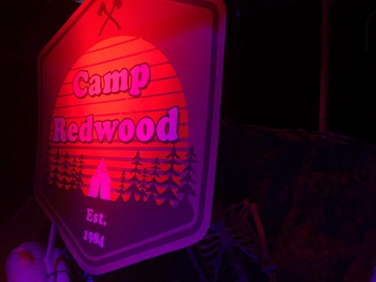 Skate-Night-at-Tracks