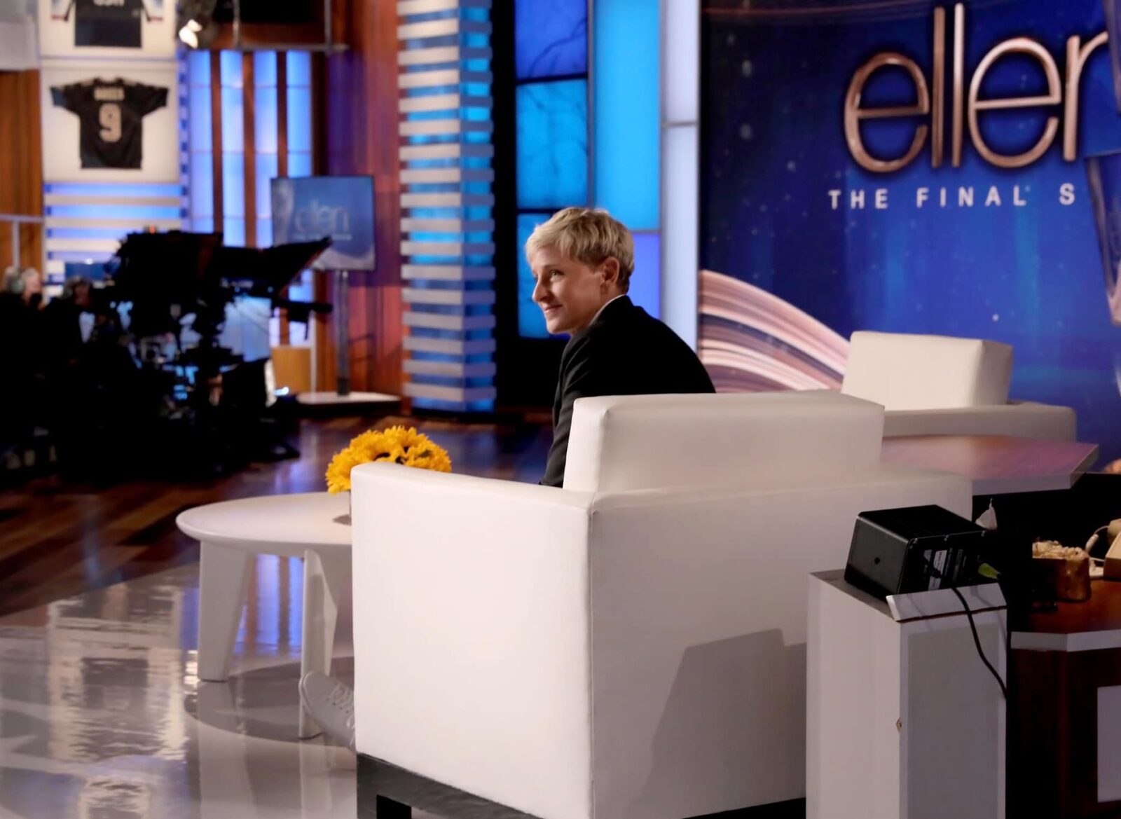 ‘The Ellen Degeneres Show’ Wraps its Farewell Season OUT FRONT