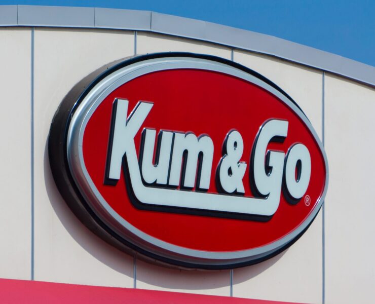 kum & go gas station