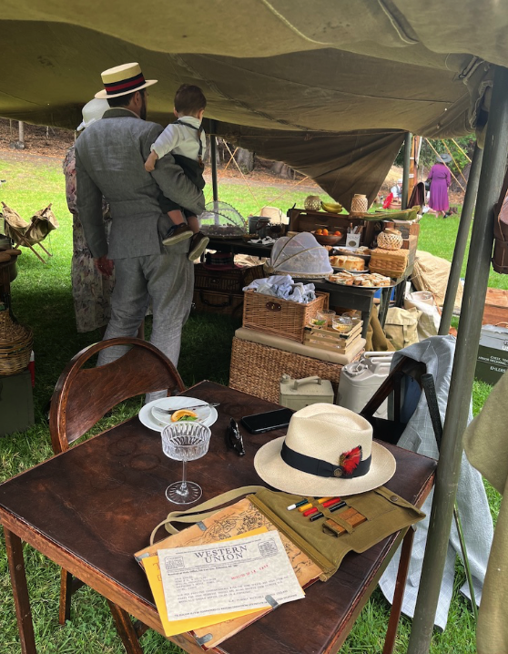 vintage decorations and tablescapes