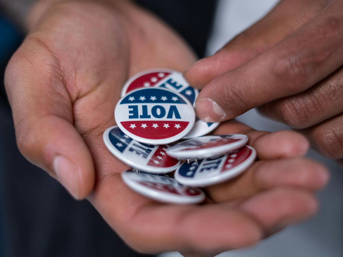 “Out for Kamala Harris” Human Rights Campaign Has Big Turnout