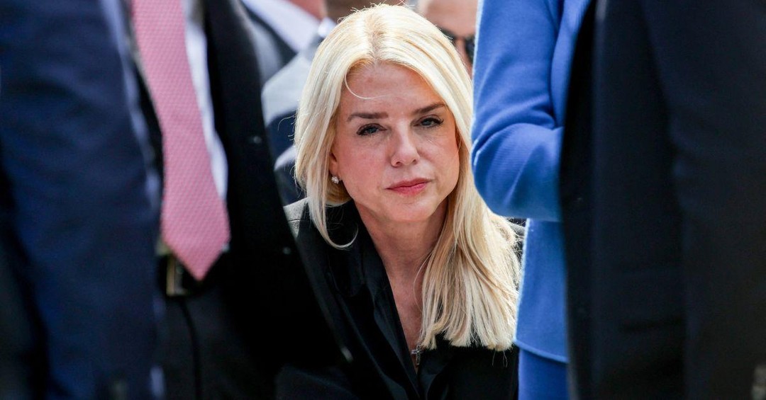 Pam Bondi, epstein case