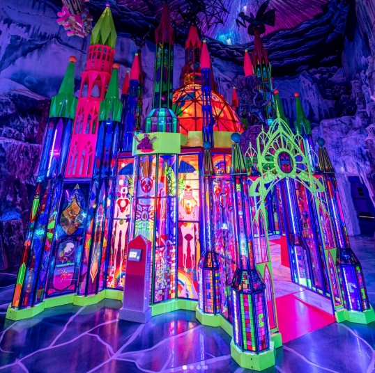 Explore the July event schedule for Meow Wolf!